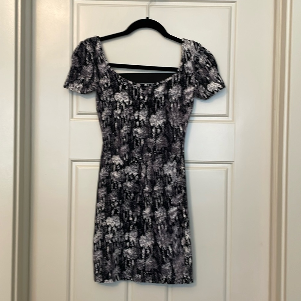 Material Girl Brand Snakeskin Bodycon Club Sexy Dress Womens Size XS